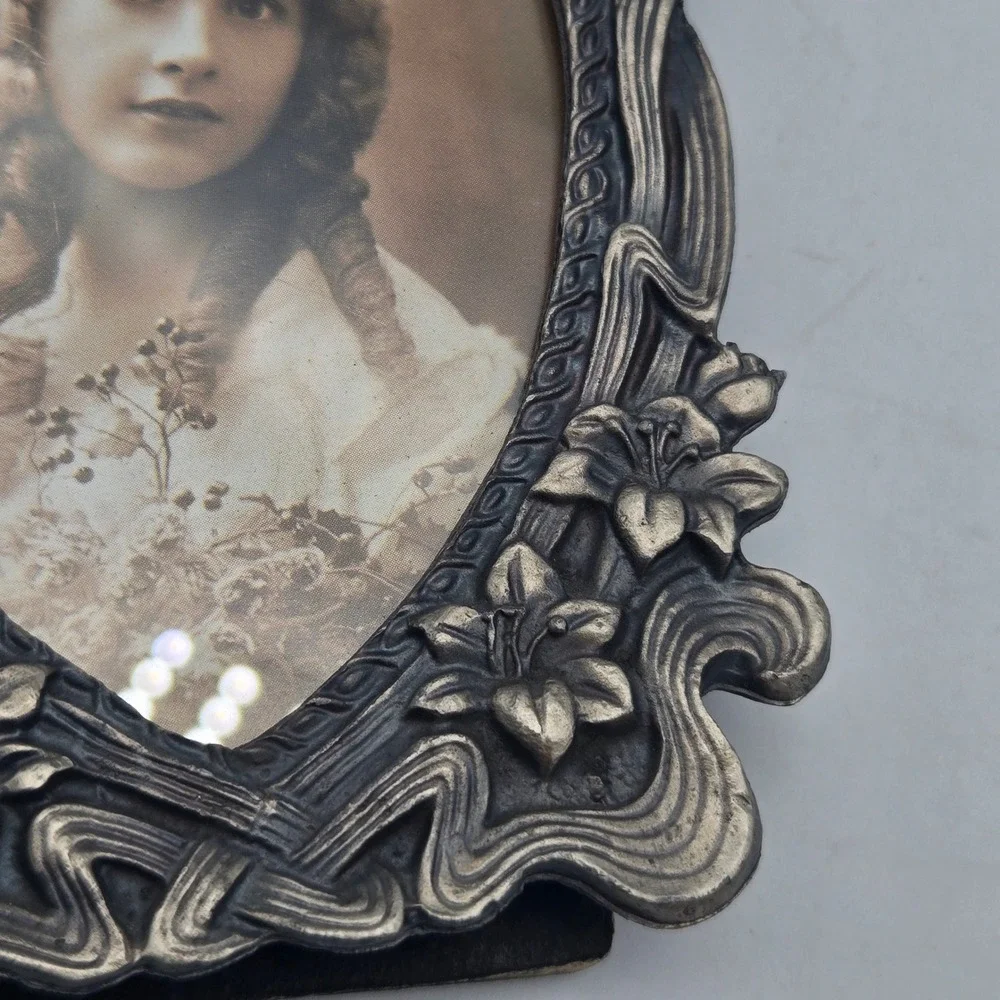 Pewter Heart Picture Frame Art‎ Nouveau Small 4.25x3.25 Table Top Mother's Day